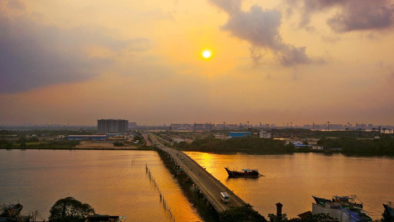 فندق لي ماريتيمي كوتشي Kochi المظهر الخارجي الصورة